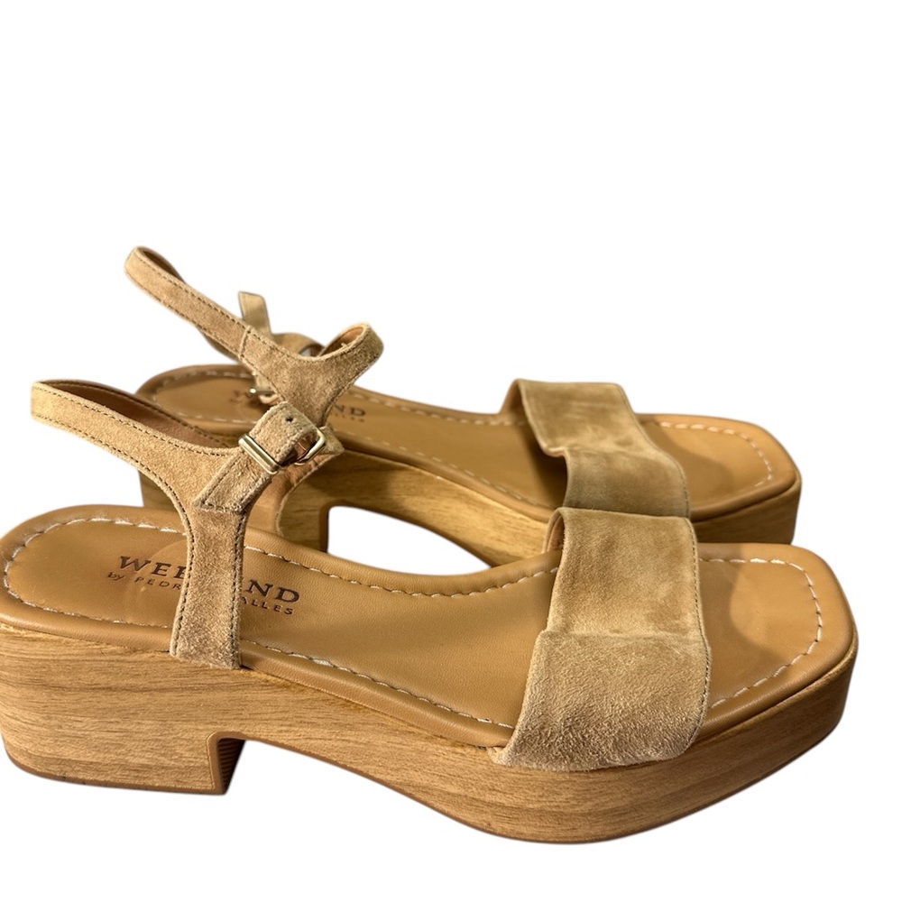 Women's Tan Suede Sandals